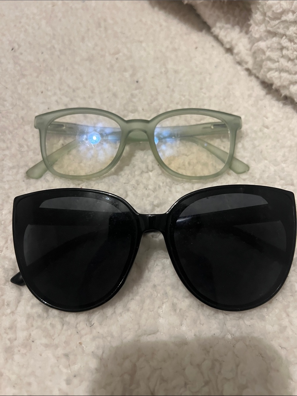 Green Frame Reading Glasses and Black Oversized Sunglasses Set